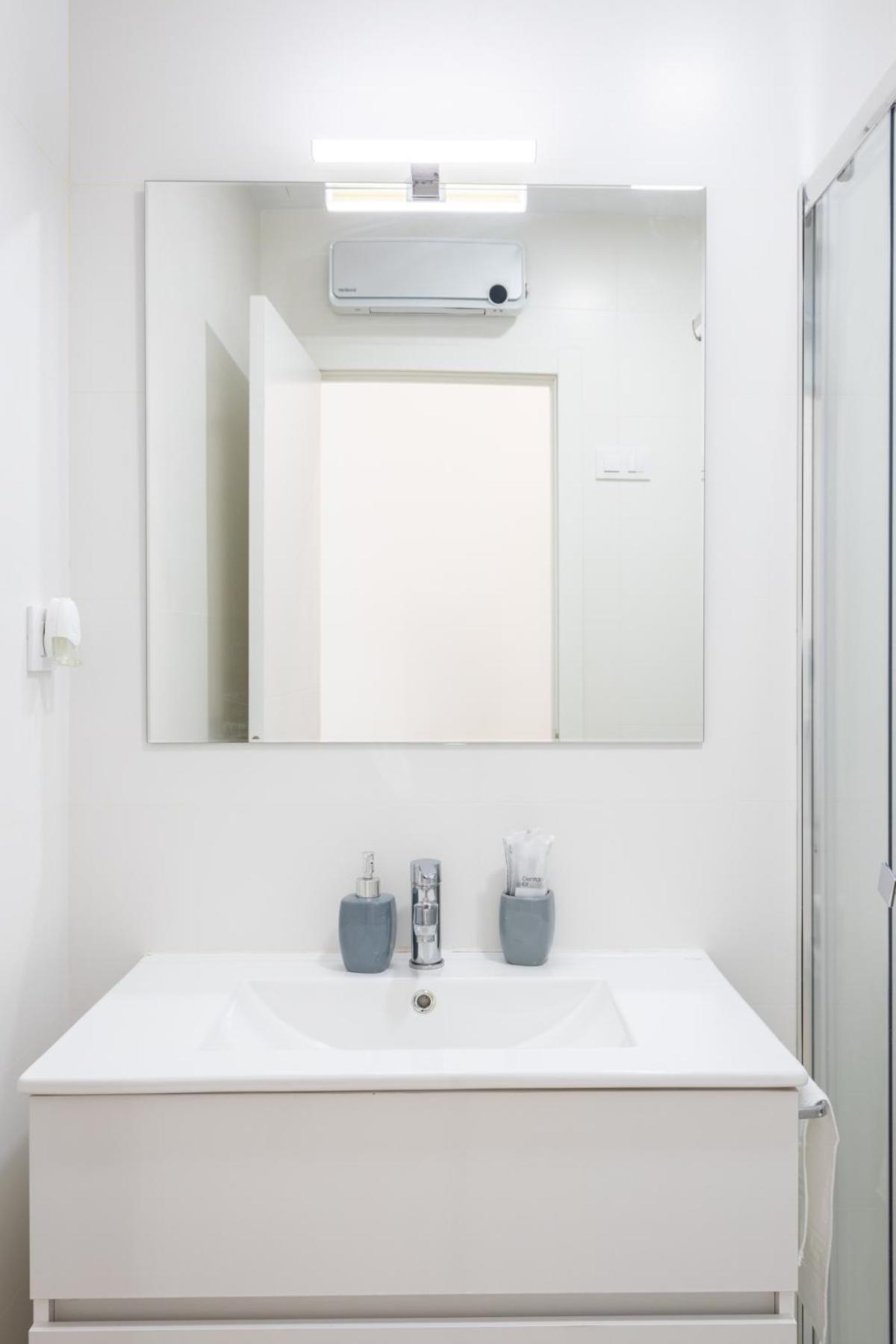 Moncloa Apartment, Con Parking Opcional Madrid Exterior foto